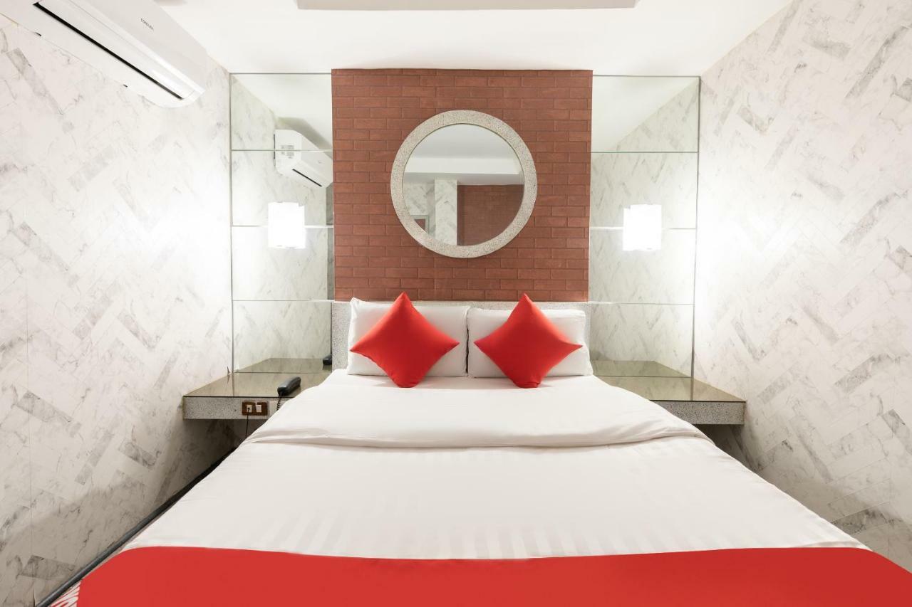 Oyo 191 Paradise Apartelle Hotel Manila Exterior photo